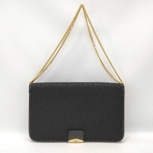 CHRISTIAN DIOR
Monogram Evening Chain Bag
c. 1980s to 1990s